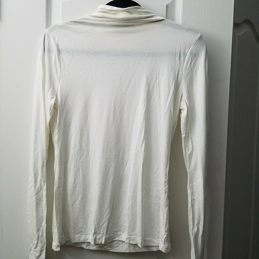 🌟🆕Andrew Marc White Turtleneck Top - Picture 2 of 5